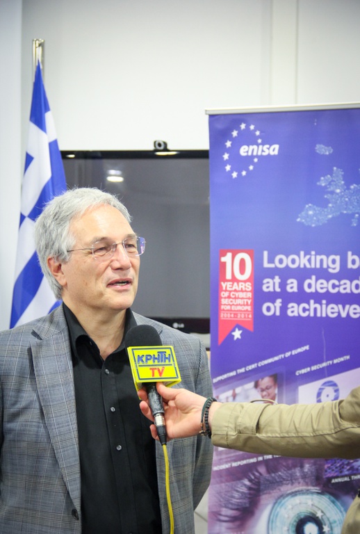 ENISA donates electronic equipment to schools and public bodies in Heraklion