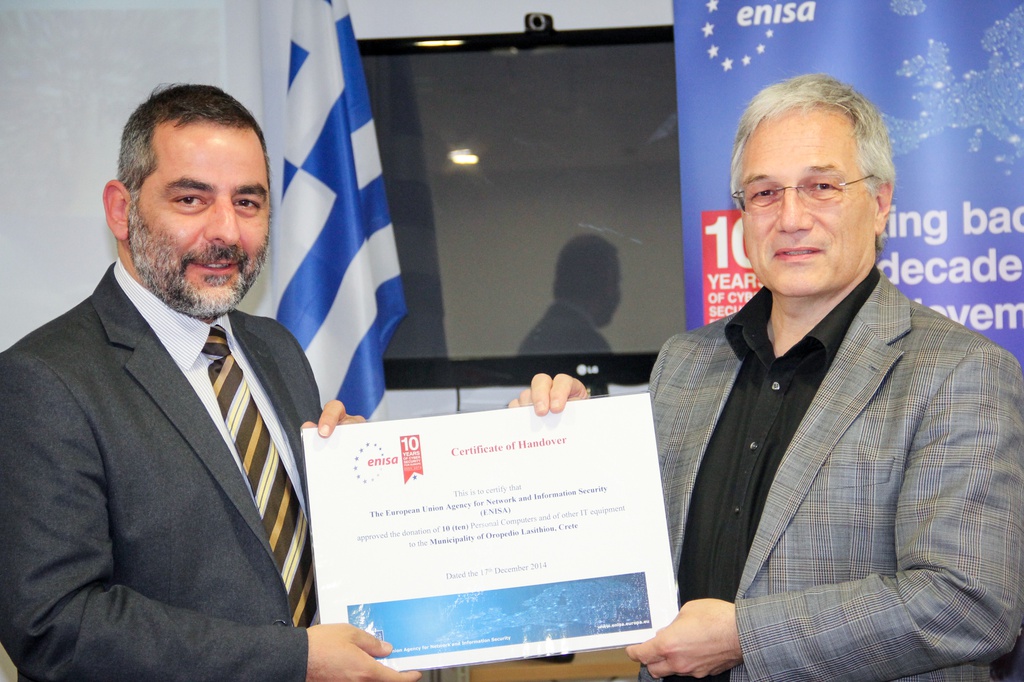 ENISA donates electronic equipment to schools and public bodies in Heraklion