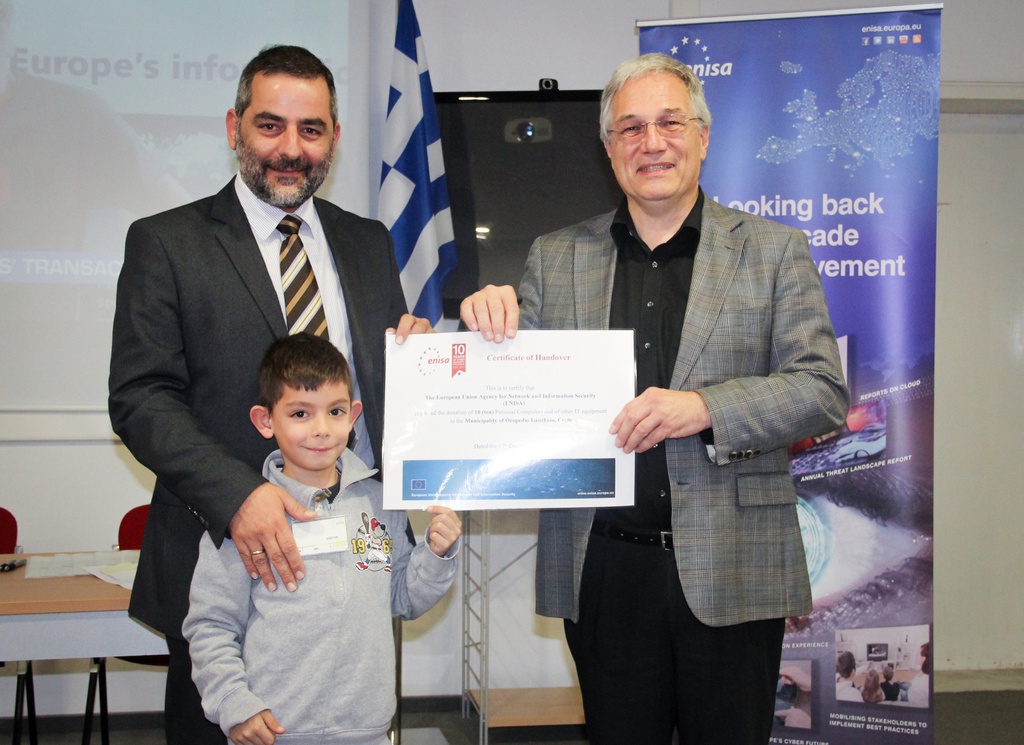 ENISA donates electronic equipment to schools and public bodies in Heraklion