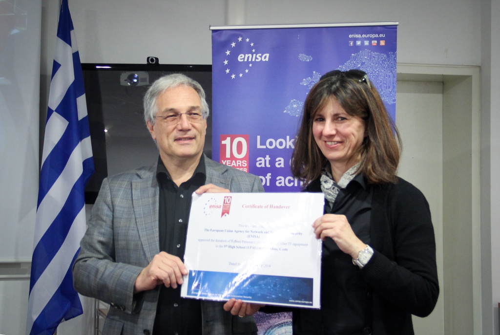 ENISA donates electronic equipment to schools and public bodies in Heraklion